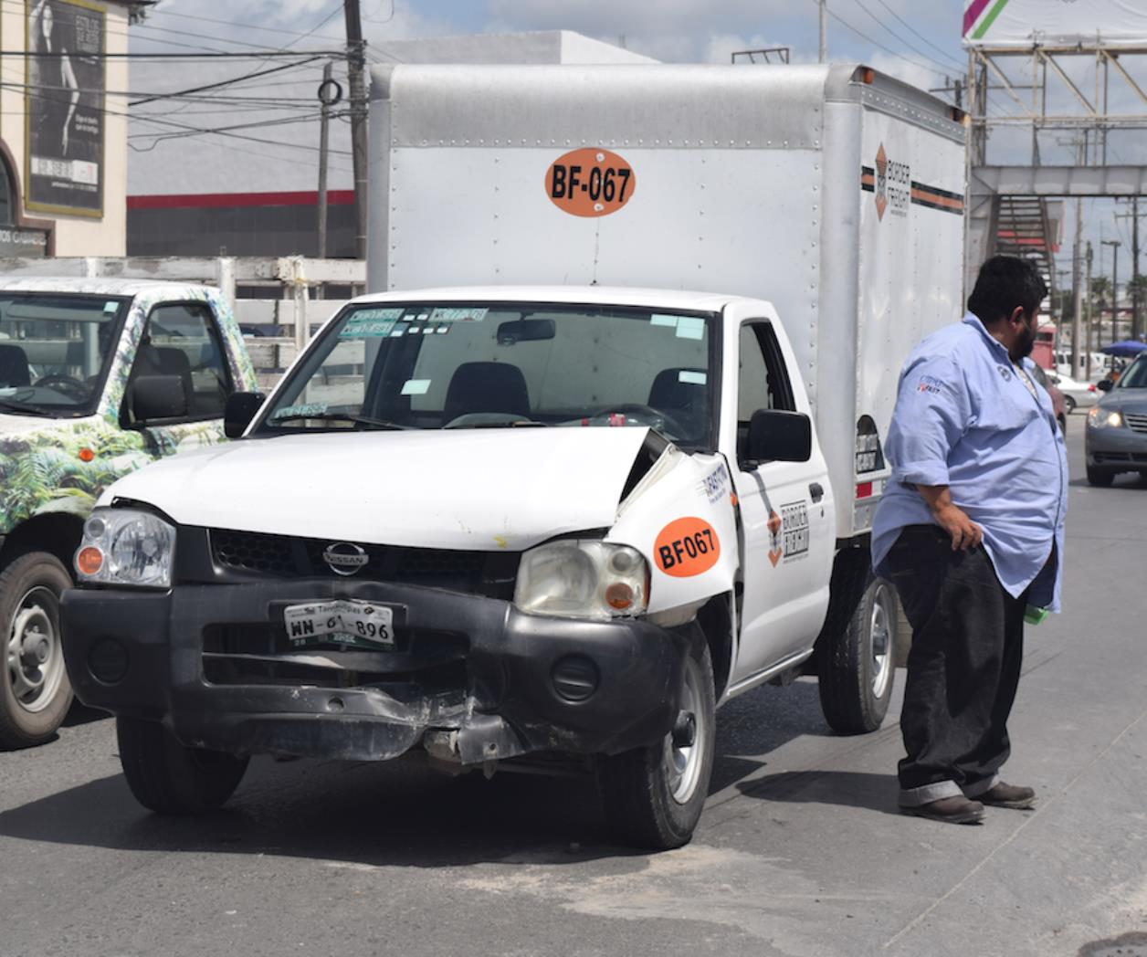 Deja choque cuantiosos daños materiales Deja choque cuantiosos daños materiales