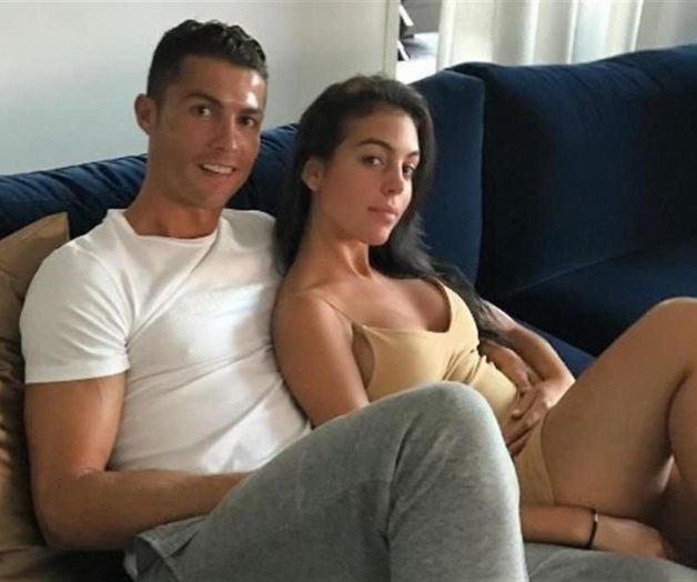 Afirman que novia de CR7 está embarazada Afirman que novia de CR7 está embarazada