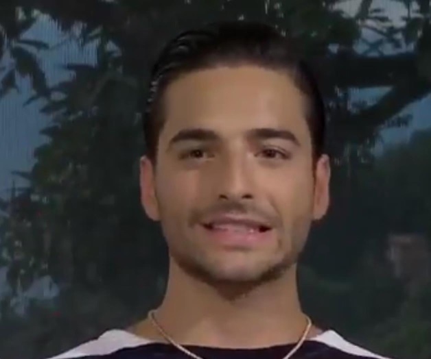 Molesto abandona entrevista Molesto abandona entrevista