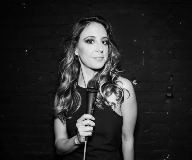 Sofía Niño de Rivera le dice hipócrita a Martha Debayle