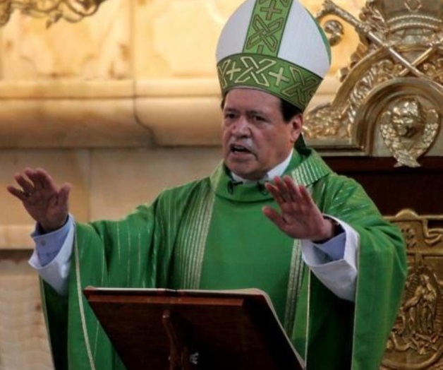 Presenta cardenal Norberto Rivera su renuncia como arzobispo