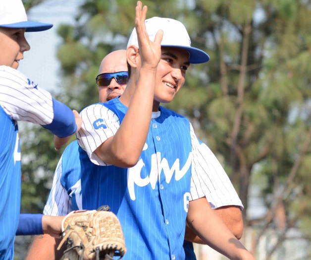 Brilló Vallejo en la loma Brilló Vallejo en la loma