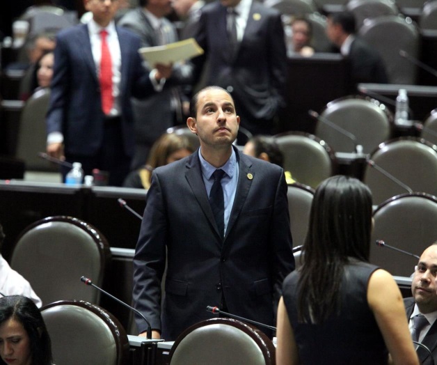 Aplazan de nuevo la ley de Mando Mixto