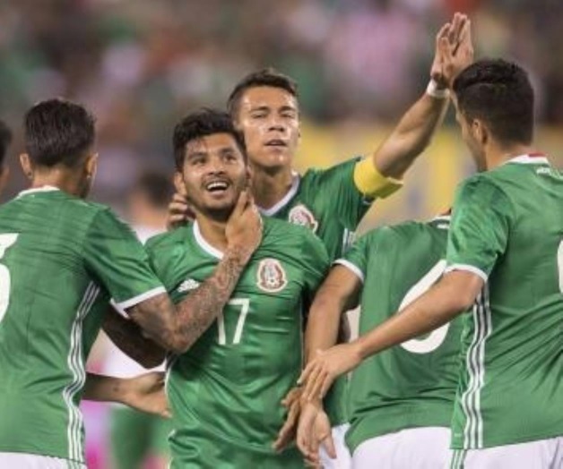 Llega la selección mexicana escoltada por policías Llega la selección mexicana escoltada por policías