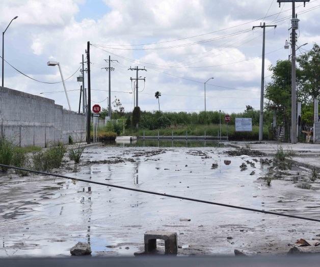 Y sin poder salirse… Y sin poder salirse…