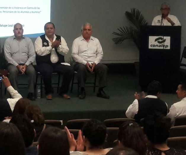 Capacitan sobre los Derechos Humanos Capacitan sobre los Derechos Humanos