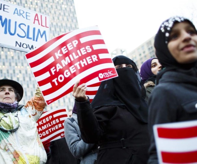Detienen a familiasmás de lo permitido. Activistas festejan fracaso de propuesta Detienen a familiasmás de lo permitido. Activistas festejan fracaso de propuesta