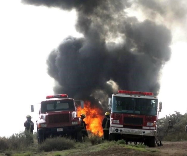 Arde toma clandestina en Hidalgo; fuego alcanza los 15 metros de altura