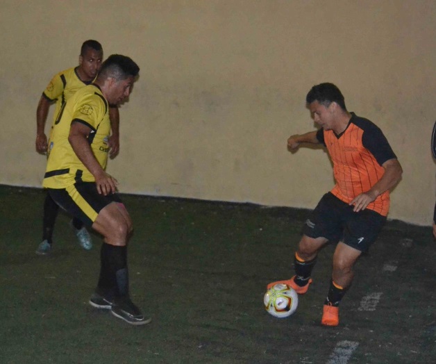 Búfalos, obligados a ganar Búfalos, obligados a ganar