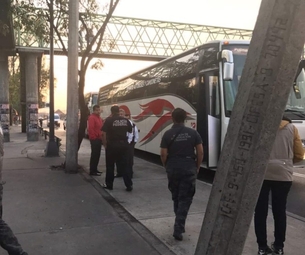 Detienen camiones en Edomex con acarreados para votar Detienen camiones en Edomex con acarreados para votar