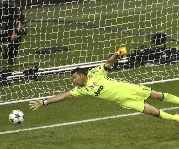 Buffon sin tiempo para ganar la Champions