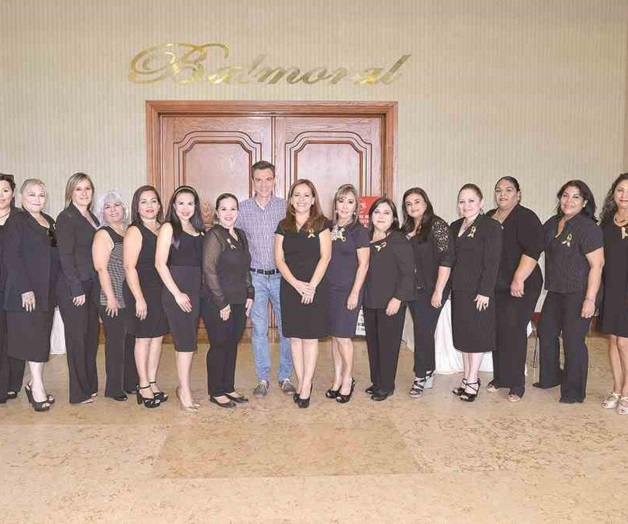 Ofrecen interesante conferencia 