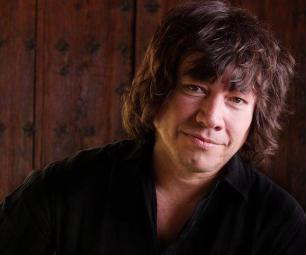 Apoyado por compositores en su lucha contra el cáncer Apoyado por compositores en su lucha contra el cáncer