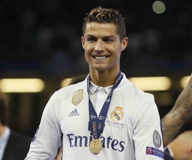 PRIMER GOL DEL HIJO DE RONALDO EN EL BERNABÉU PRIMER GOL DEL HIJO DE RONALDO EN EL BERNABÉU