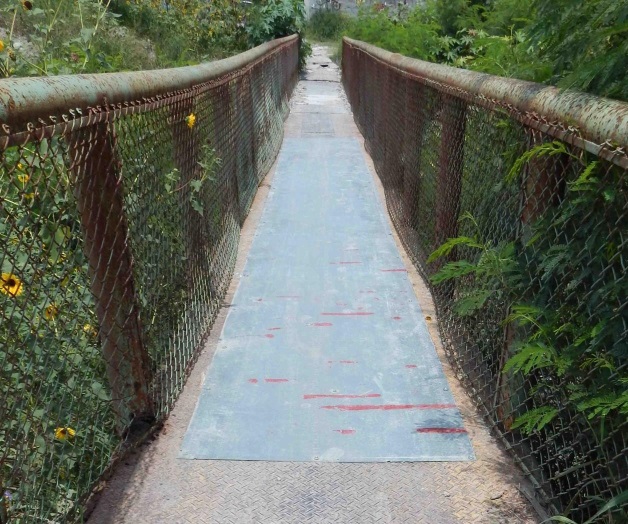 ‘Reparan’ puentecon simple parche ‘Reparan’ puentecon simple parche