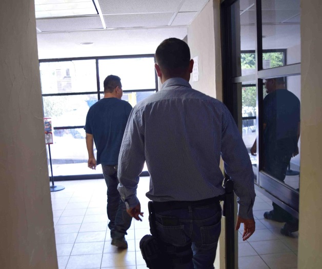 Le desaparecen documentos por ‘cobrón’ Le desaparecen documentos por ‘cobrón’