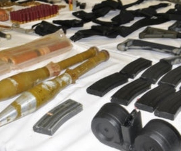 Incautan importante arsenal y vehículos en Reynosa Incautan importante arsenal y vehículos en Reynosa