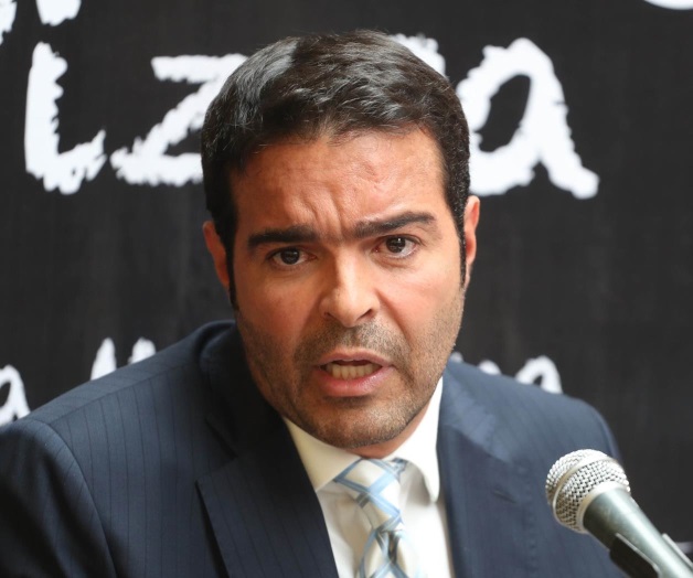 Afirma que la salida no fue por excesos