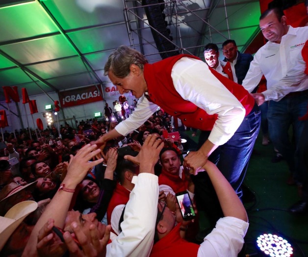 Exigen recuentos en dos estados Exigen recuentos en dos estados