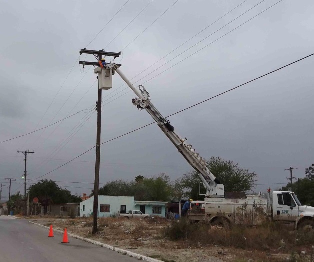 Ejidos y poblados pesqueros sin luz