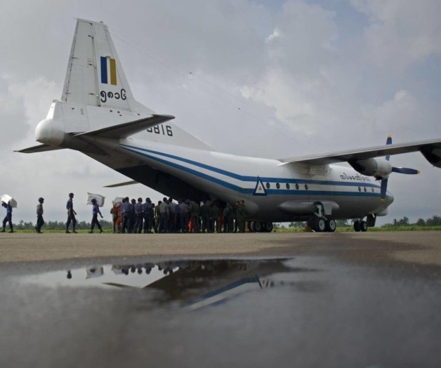 Desaparece un avión militar con más de 100 pasajeros Desaparece un avión militar con más de 100 pasajeros