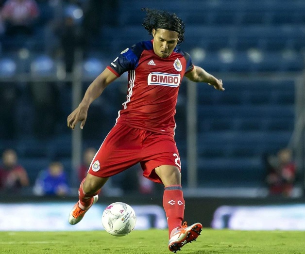 Venden a ‘Gullit’ Peña en 3.5 mdd