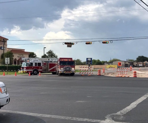 Regresan familias, arreglan fuga de gas. Vuelven a sus hogares sin temor alguno Regresan familias, arreglan fuga de gas. Vuelven a sus hogares sin temor alguno