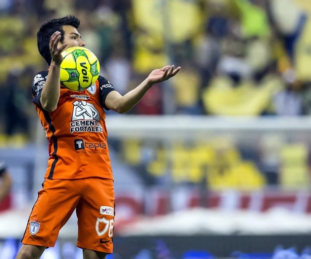 Chivas ofreció 20 mdd por el ‘Chucky’ Lozano Chivas ofreció 20 mdd por el ‘Chucky’ Lozano