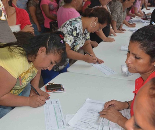 Llevan a ejidos apoyos de programa Prospera Llevan a ejidos apoyos de programa Prospera