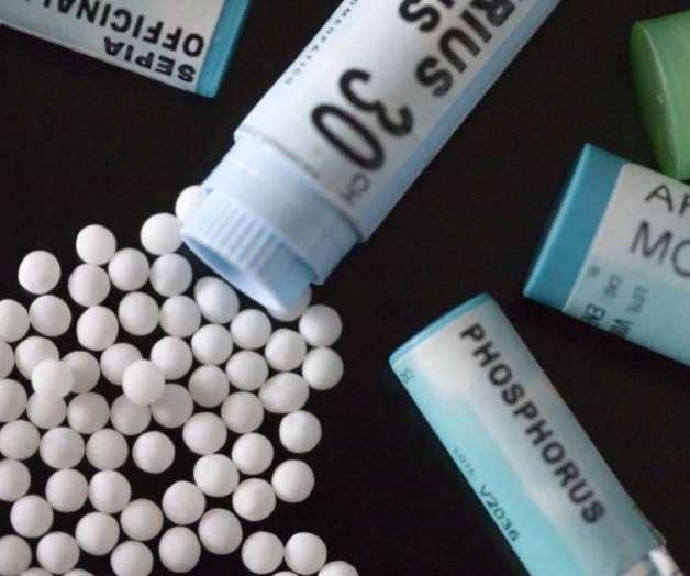 Alerta Real Academia de Farmacia que “la homeopatía puede poner en riesgo la salud”