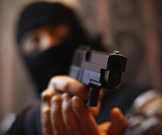 Muere niño de tres años tiroteado por otro niño en un asalto