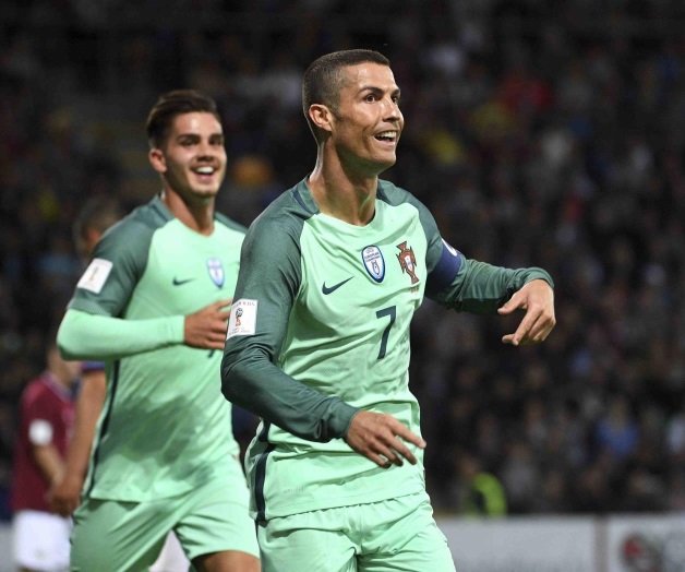 ¡Sigue encendido Cristiano! Vence Portugal 3-0 a Letonia ¡Sigue encendido Cristiano! Vence Portugal 3-0 a Letonia