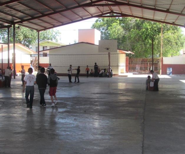 Protegen a los alumnos de las inclemencias del tiempo Protegen a los alumnos de las inclemencias del tiempo