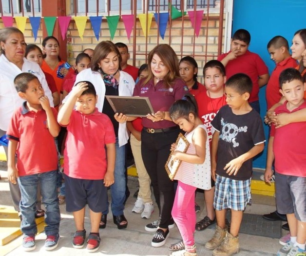 Cumple compromiso alcaldesa Rosy con la Educación Especial