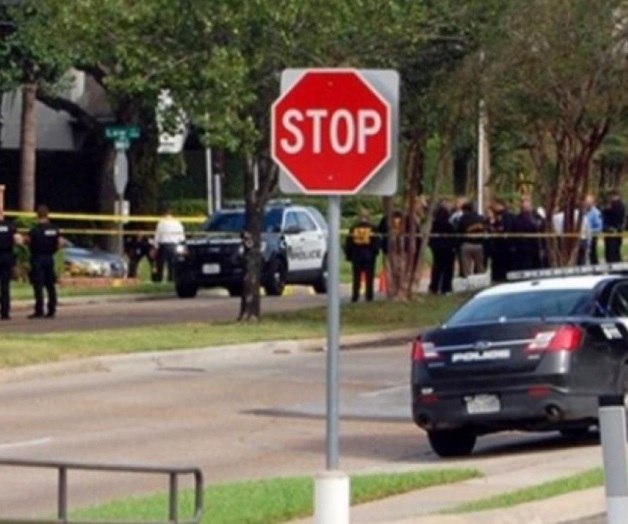 Evacuan área por paquete sospechoso Evacuan área por paquete sospechoso