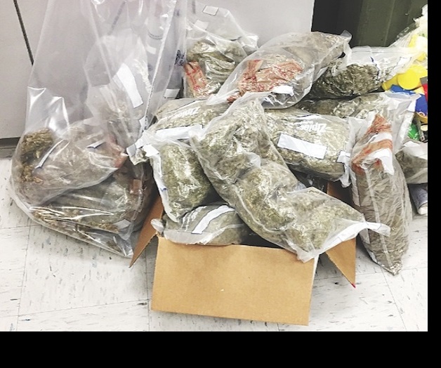 Decomisan 1.5 mdd en heroína. Unidad canina alerta a oficiales Decomisan 1.5 mdd en heroína. Unidad canina alerta a oficiales