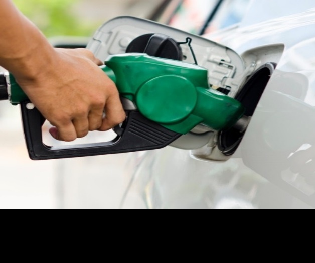 Magna y Premium bajan uno y tres centavos este fin de semana Magna y Premium bajan uno y tres centavos este fin de semana