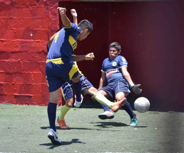 Se vive la fiesta grande en la Bermúdez Se vive la fiesta grande en la Bermúdez