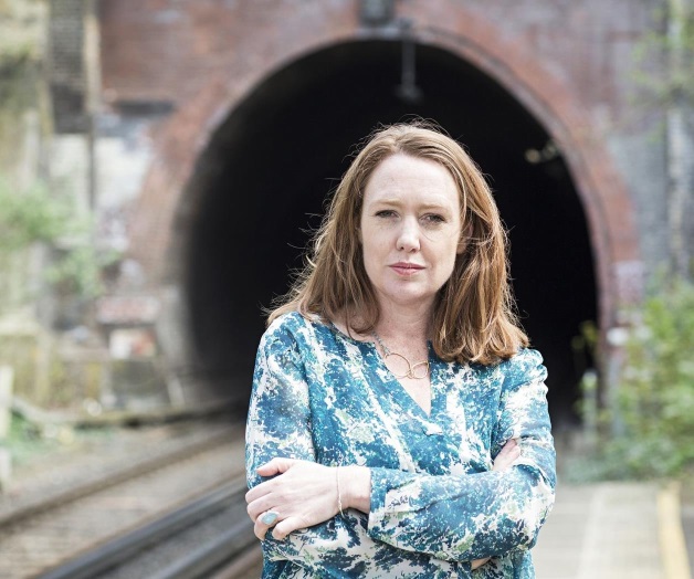 Lidera las listas de los más vendidos Lidera las listas de los más vendidos