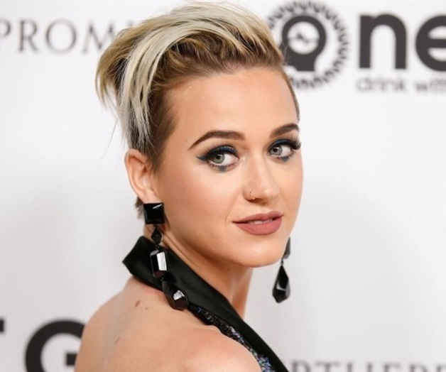 Quiere Katy Perry terminar pleito con Swift Quiere Katy Perry terminar pleito con Swift