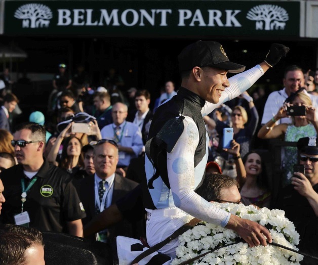 Tapwrit gana en Belmont Stakes Tapwrit gana en Belmont Stakes