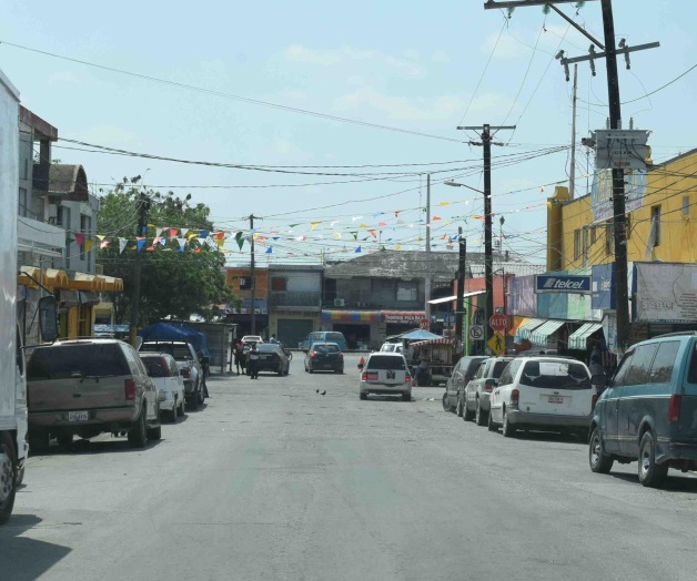 Pegan cristalazoen la zona centro Pegan cristalazoen la zona centro