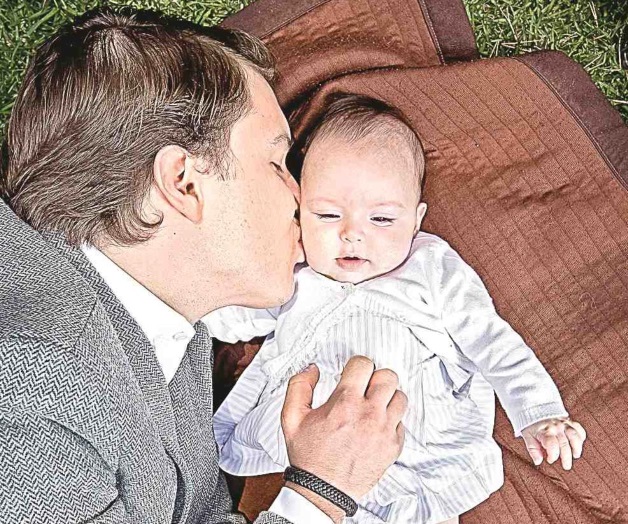 Su primer Día del Padre Su primer Día del Padre