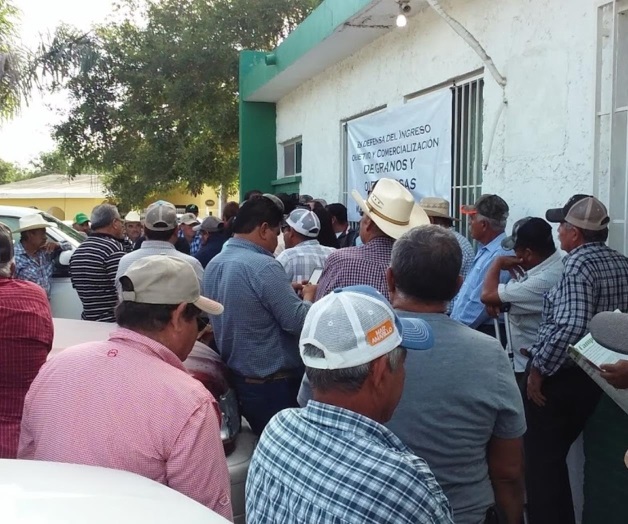Marcha de productores boicoteada por la CNC