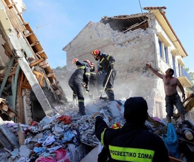 Sacude sismo a Grecia; hay un muerto y 11 heridos Sacude sismo a Grecia; hay un muerto y 11 heridos