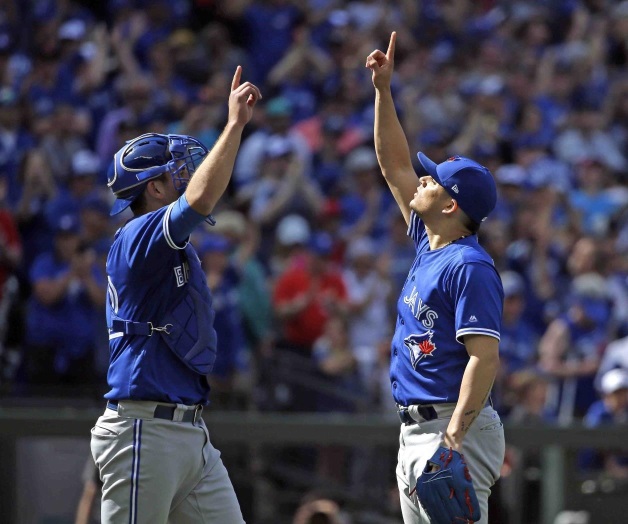 Llega Osuna a 16 salvamentos Llega Osuna a 16 salvamentos