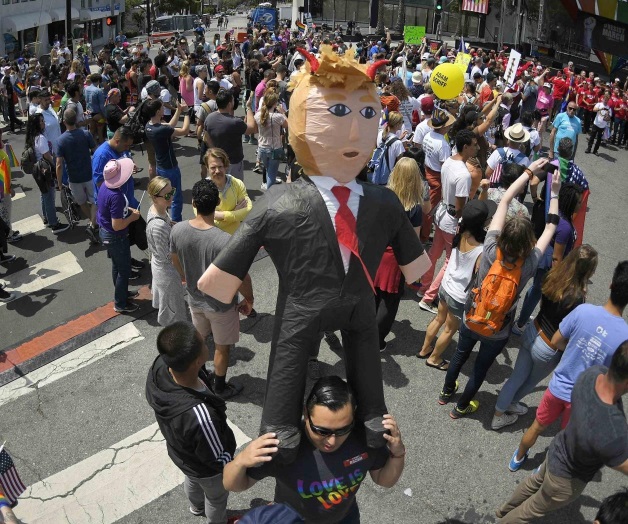 Protestas gay en EU contra Trump. Realizan manifestaciones en 50 ciudades Protestas gay en EU contra Trump. Realizan manifestaciones en 50 ciudades