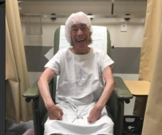 Retiran tumor a Manuel Loco Valdés