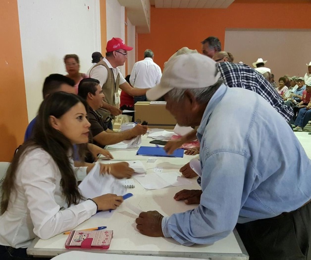 Reincorporan a 150 abuelitos al programa ‘Apoyo al adulto mayor’ Reincorporan a 150 abuelitos al programa ‘Apoyo al adulto mayor’