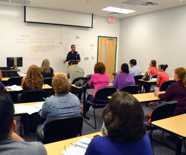 Buscan voluntarios paracombatir la alfabetización Buscan voluntarios paracombatir la alfabetización